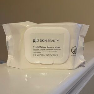 New - Glo Skin Beauty Gentle Makeup Remover Wipes